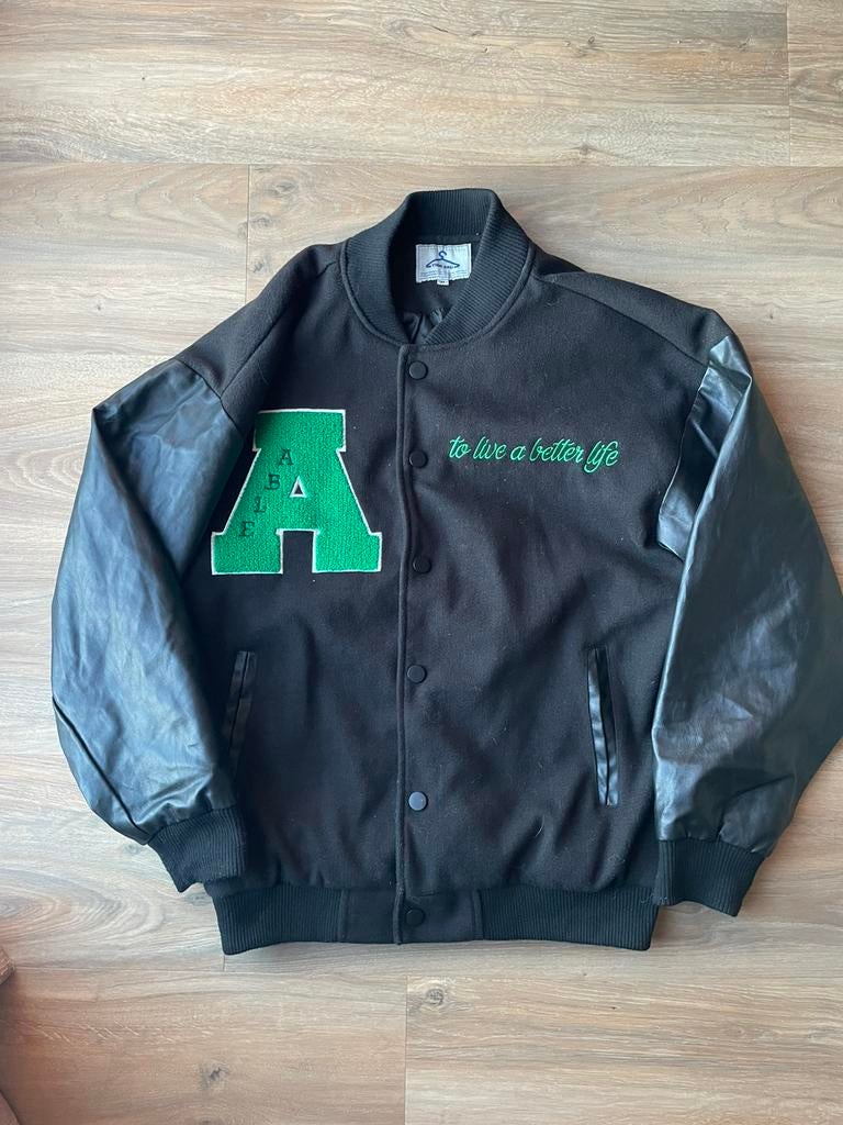 Baseball jas leer zwart met groen maat m, Ophalen of Verzenden, Zo goed als nieuw, Maat 38/40 (M)