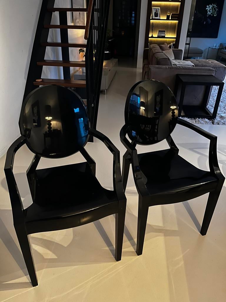 Kartell Louis Ghost /Philippe Starck stoelen zwart (2), Huis en Inrichting, Stoelen, Ophalen, Kunststof, Twee, Zwart