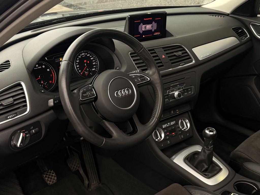 Audi Q3 2.0 TFSI quattro | Pano | Navi | Led | Stoelverwarmi, Gebruikt, Zwart, 4 cilinders, 1984 cc