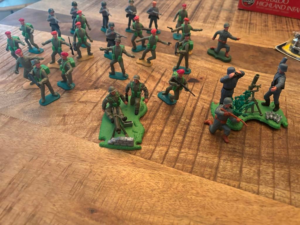 Lot Timpo soldaten: zeldzame para’s, MG & mortierteam, Ophalen of Verzenden, Gebruikt