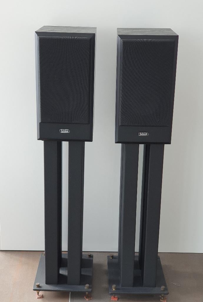 Acoustic Energy Aegis One luidsprekers, Zo goed als nieuw, 120 watt of meer, Front, Rear of Stereo speakers, Ophalen