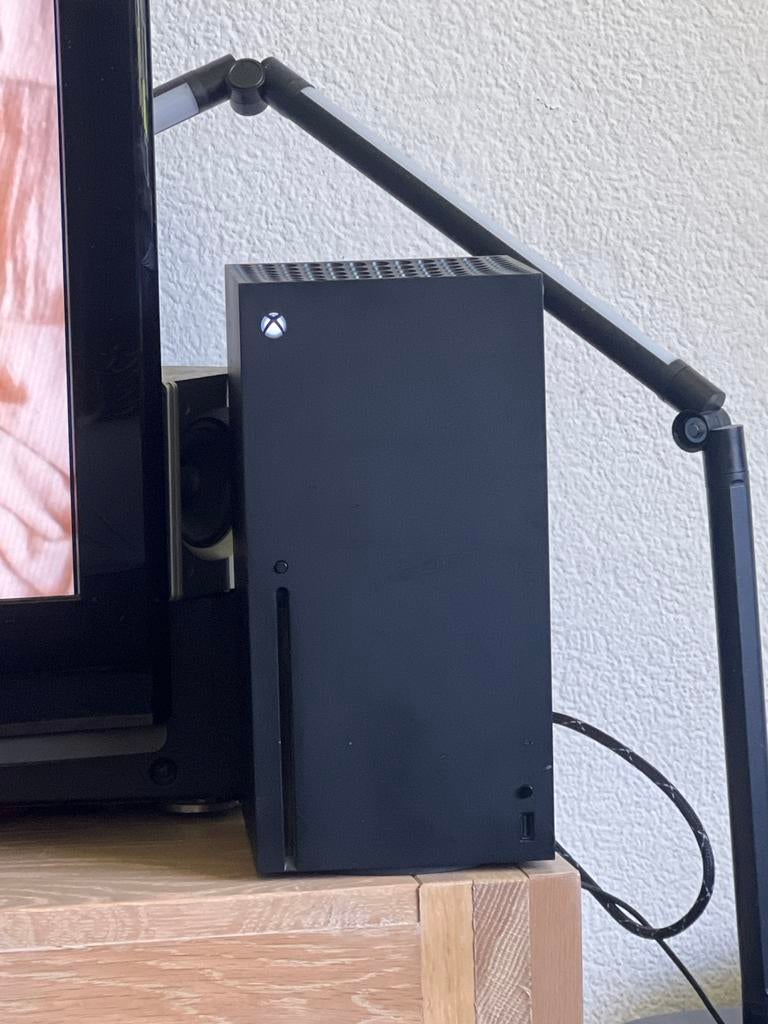 Xbox Series X met controller, Ophalen of Verzenden, Gebruikt