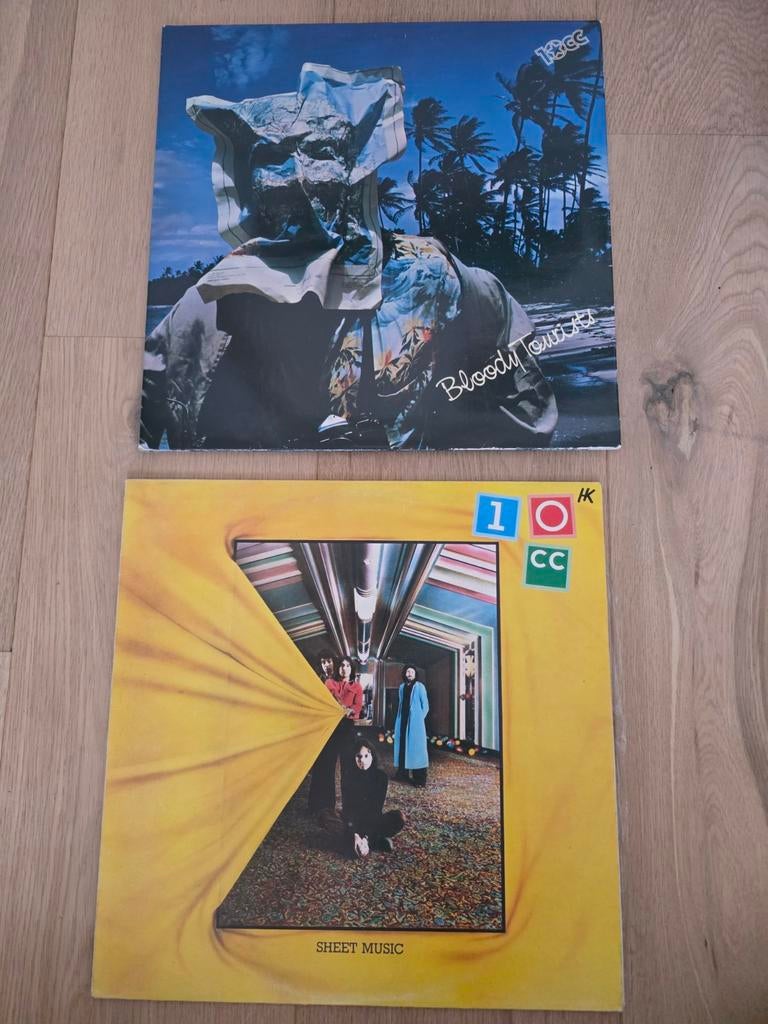2x 10cc LP's: Bloody Tourists & Sheet Music (VG+), Ophalen