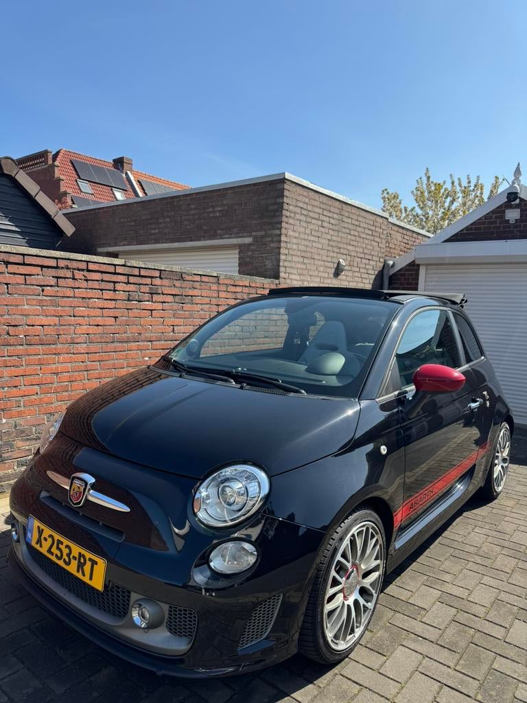 Fiat 500 Abarth 595 Competizione Cabrio Monza 2016 Zwart, Auto's, Fiat, Voorwielaandrijving, 40 €/maand, 4 cilinders, Zwart