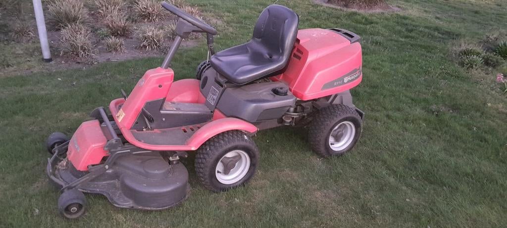 Husqvarna  r 11 c, Tuin en Terras, Ophalen, Gebruikt