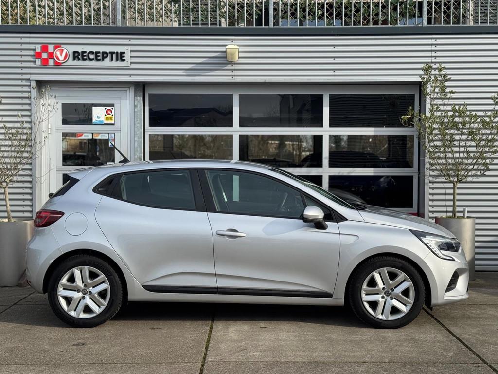 Renault Clio 1.0 TCe Zen / Navi / Carplay / Cruise / DAB / 1, Voorwielaandrijving, Gebruikt, Lichtsensor, 49 €/maand