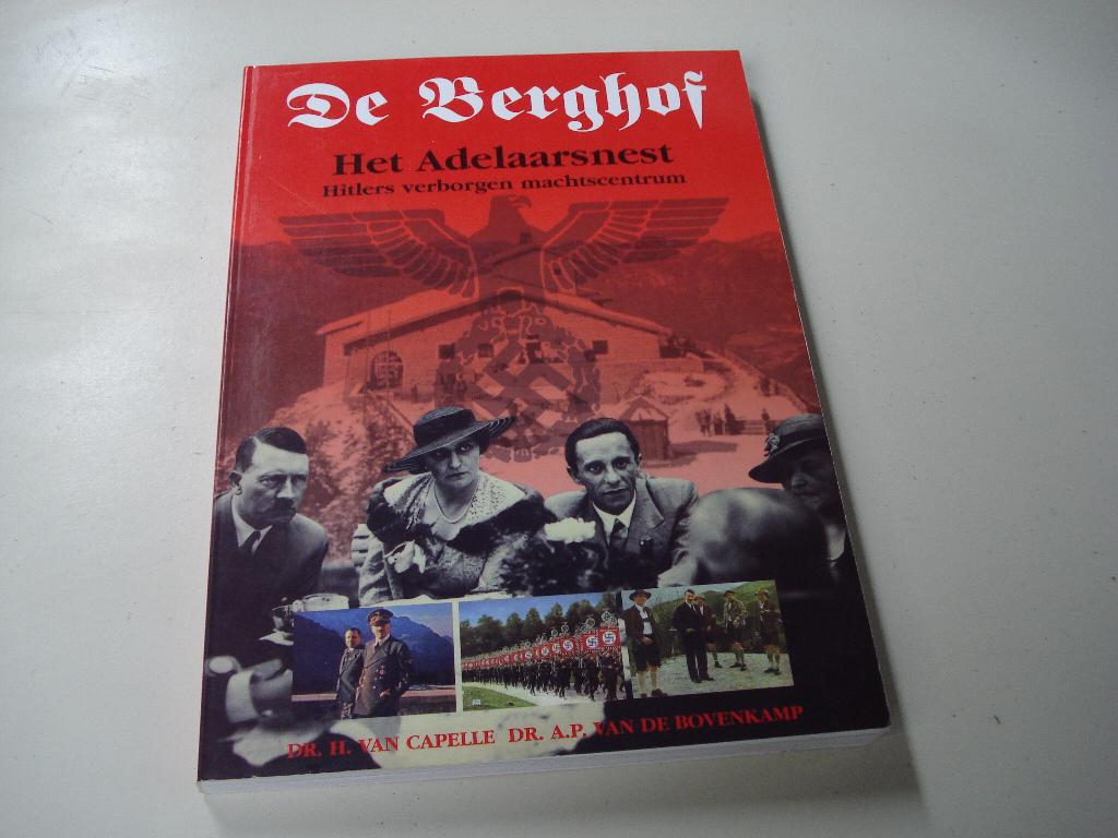De Berghof, Het Adelaarsnest, Boeken, Verzenden, Tweede Wereldoorlog, Zo goed als nieuw