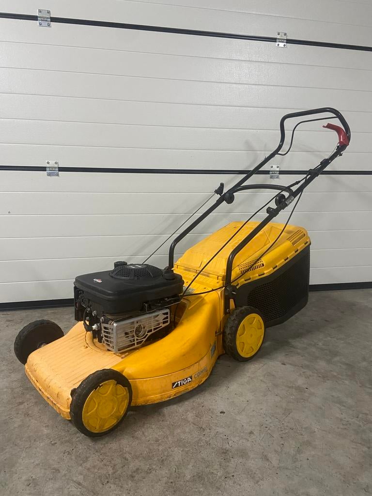 Stiga Combi 55 S Grasmaaier - Mulchfunctie - Nette staat!, Ophalen, Cirkelmaaier, Benzine-grasmaaier, 50 cm of meer
