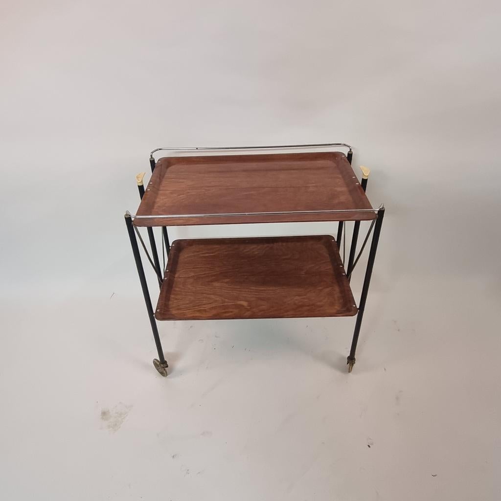 opklapbaar en verrijdbaar vintage serveertafeltje, jaren '60, Huis en Inrichting, Tafels | Bijzettafels, Ophalen, Minder dan 55 cm
