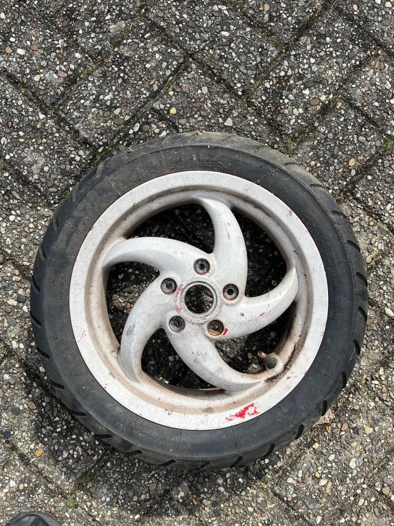 Gilera runner achtervelg dd 50cc met matige band, Ophalen of Verzenden