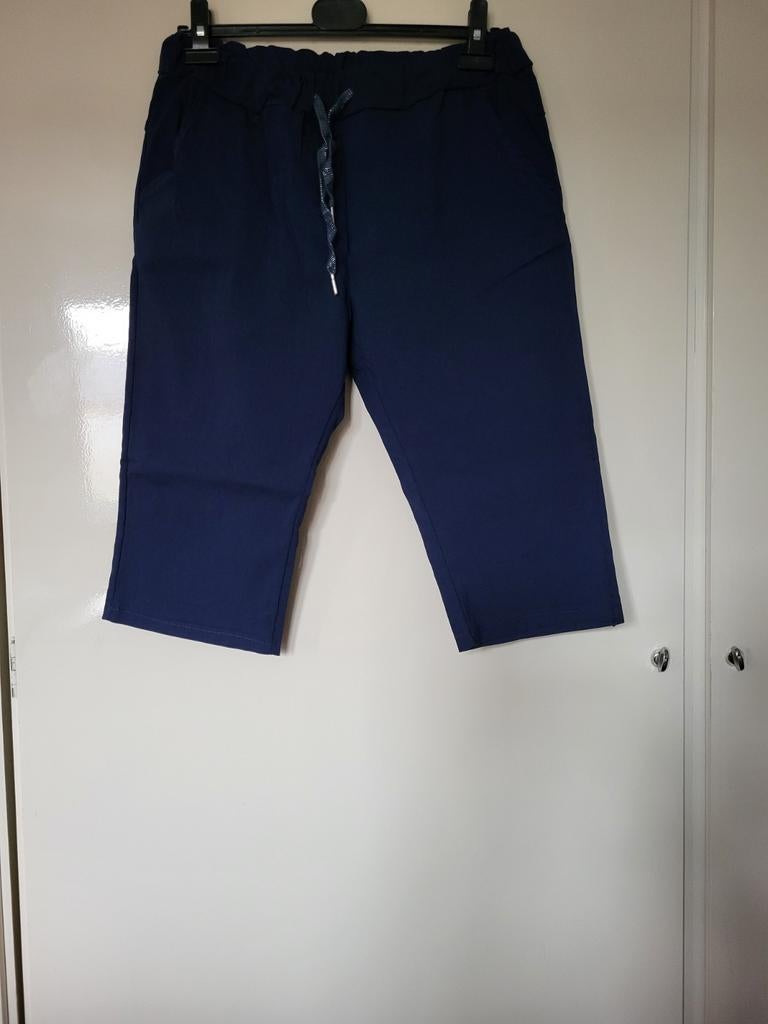 MADE IN ITALY KORTE BROEK, Kleding | Heren, Broeken en Pantalons, Zo goed als nieuw, Maat 52/54 (L), Blauw, Verzenden