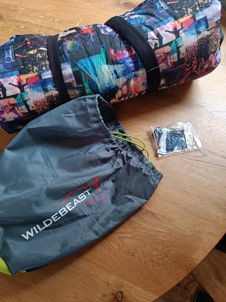 Wildebeast Opblaasbaar Matje - Comfortabel & Compact, Ophalen of Verzenden, Zo goed als nieuw, 1-persoons