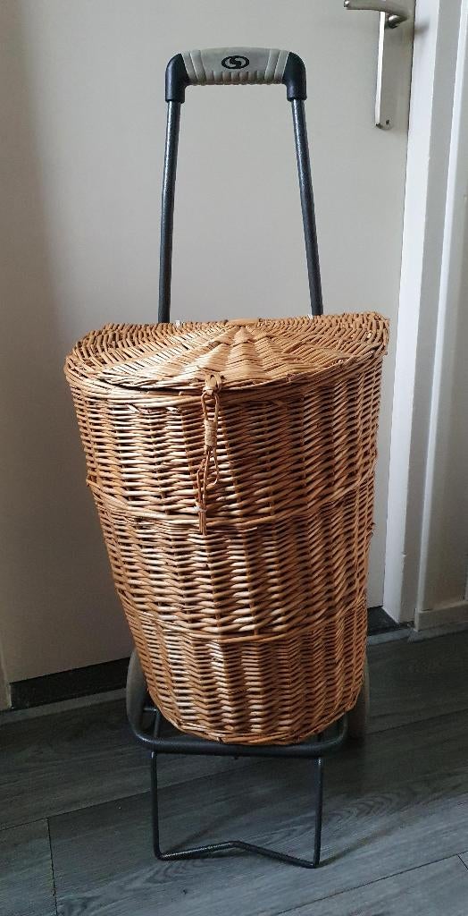 Rieten boodschappentrolley boodschappenkar boodschappenwagen, Ophalen, 30 cm of meer, Gebruikt, Bruin