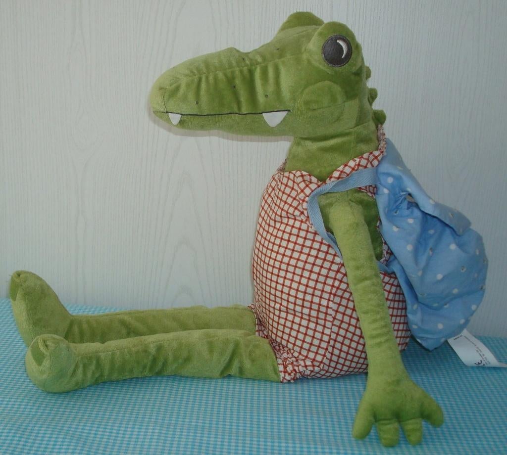 IKEA krokodil Fabler knuffel met rugzak GEWELDIG@!, Ophalen of Verzenden, Zo goed als nieuw, Overige typen