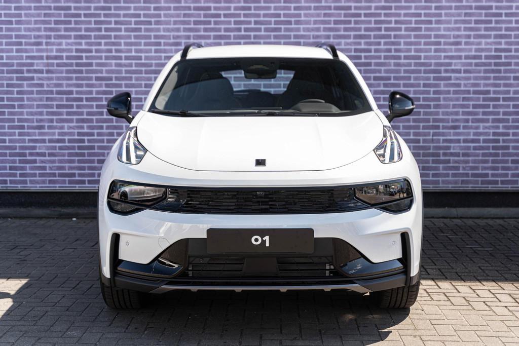 Lynk & Co 01 1.5 Plug-in Hybrid Core | GRATIS TREKHAAK | Nie, 4 cilinders, Adaptive Cruise Control, Wit, Bedrijf