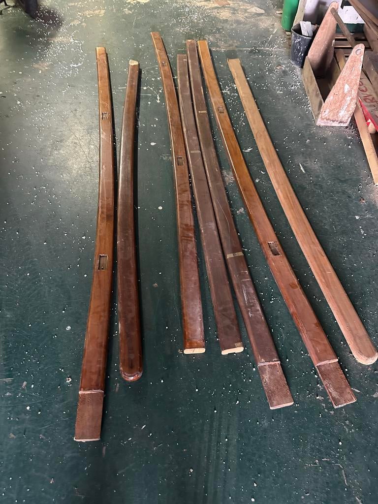 Teak houten balken - Scheepsreling (2.50m - 3m), Doe-het-zelf en Verbouw, Hout en Planken, Ophalen, Gebruikt, 250 tot 300 cm, 50 mm of meer