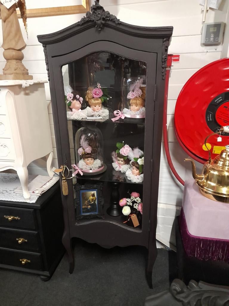 Leuke vitrine kuif kastje, Huis en Inrichting, Kasten | Vitrinekasten, Zo goed als nieuw, Minder dan 100 cm, 25 tot 50 cm, 50 tot 100 cm