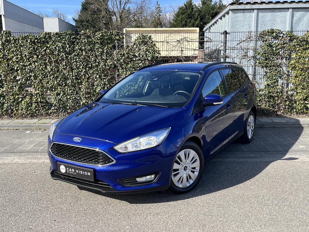 Ford Focus Wagon 1.0 Edition * Navi * Cruise * Nieuwe Distr., Gebruikt, Euro 6, Blauw, Bluetooth