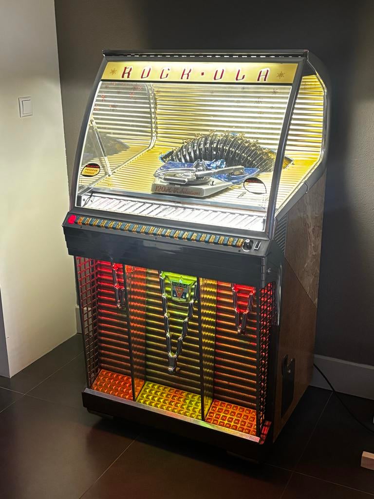 Jukebox Rock-Ola 1454 met singeltjes, Verzamelen, Automaten | Jukeboxen, Gebruikt, Rock Ola, 1950 tot 1960, Met singles, Ophalen