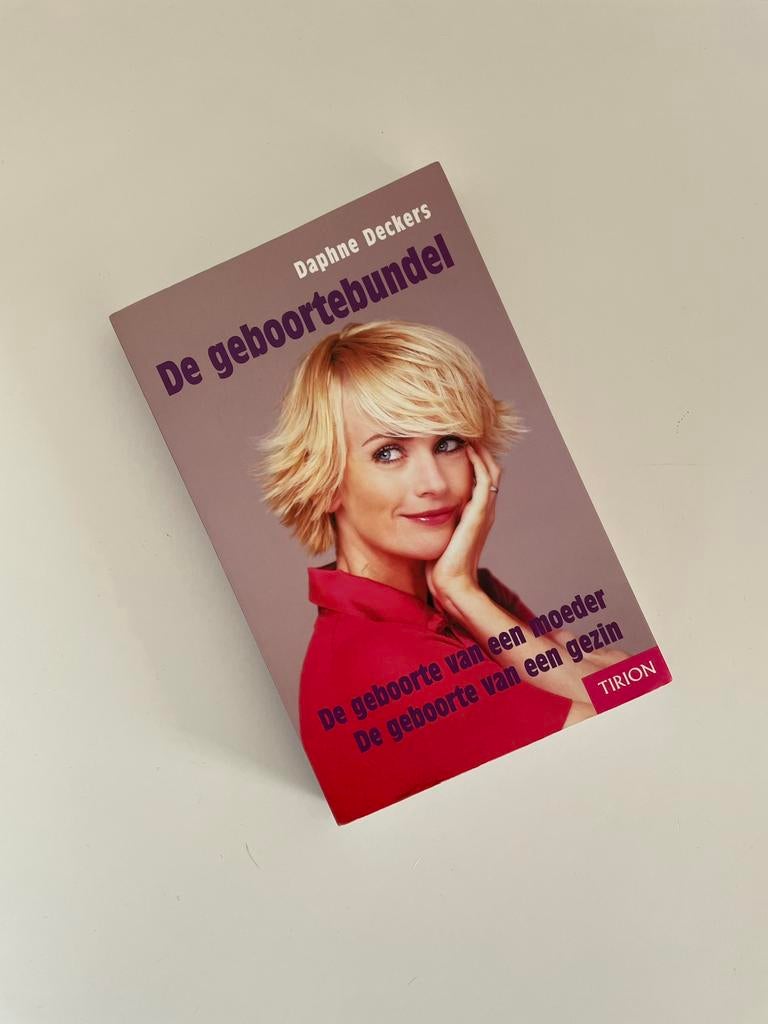 Boek Daphne Deckers De Geboortebundel - Zo goed als Nieuw, Boeken, Ophalen of Verzenden, Zo goed als nieuw, Eén auteur