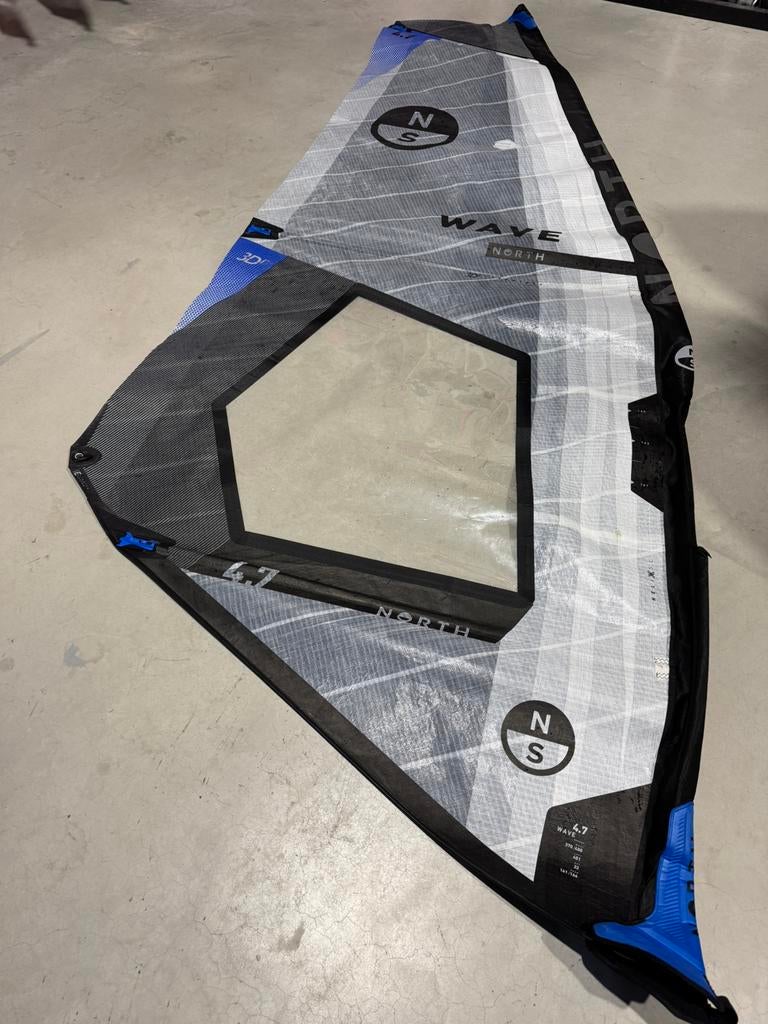 North Sails Wave 4.7 + North Sails Skinny Pro 400 RDM C100, Watersport en Boten, Ophalen, -, North, -