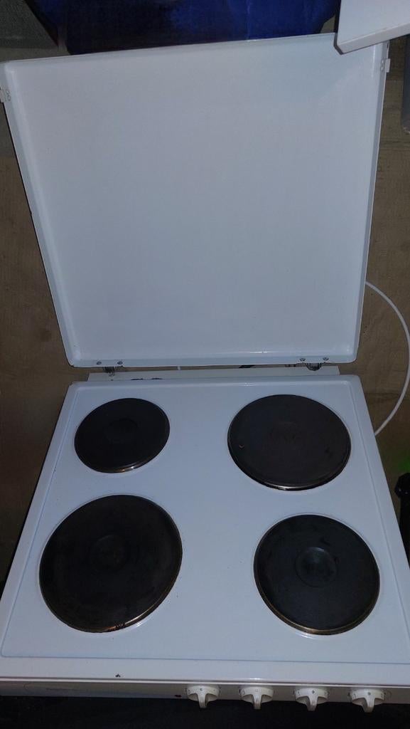 Elektrische kookplaat  2/3 fases, 220-230V, goede staat, Ophalen, Gebruikt, 4 kookzones, Vrijstaand