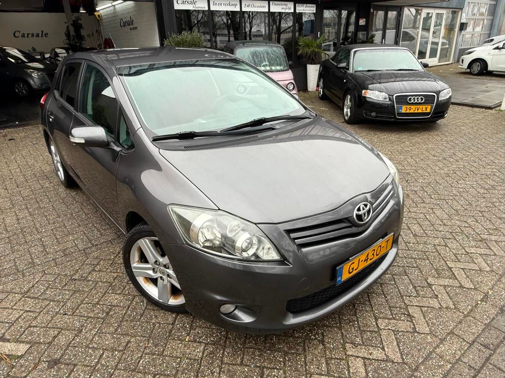 Toyota Auris 1.6 Dynamic, Euro 5, Gebruikt, 4 cilinders, 132 pk
