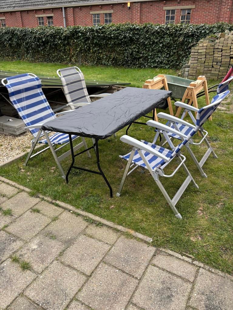 Camping set: 4 lichtgewicht stoelen en opklapbare tafel, Ophalen, Gebruikt, Campingstoel