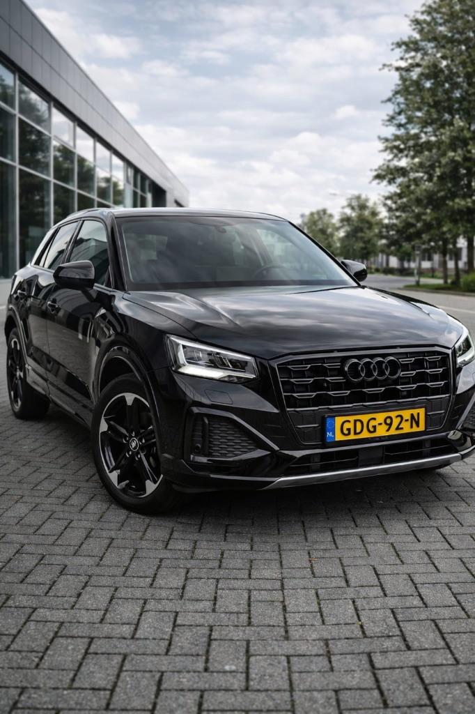 Audi Q2 35 TFSI S Line PANO Virtual Cockpit 150PK, Auto's, Audi, USB, 4 cilinders, 150 pk, Zwart