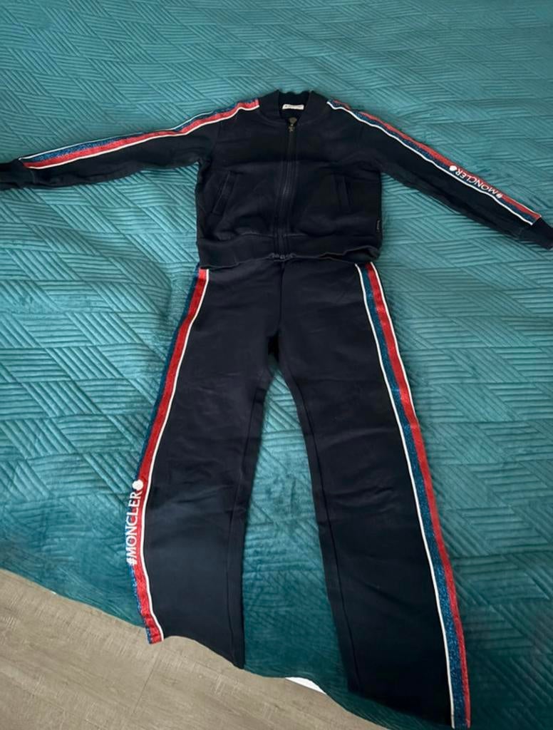 Moncler trainingspak, Ophalen of Verzenden, Zo goed als nieuw, Jongen of Meisje, Sport- of Zwemkleding