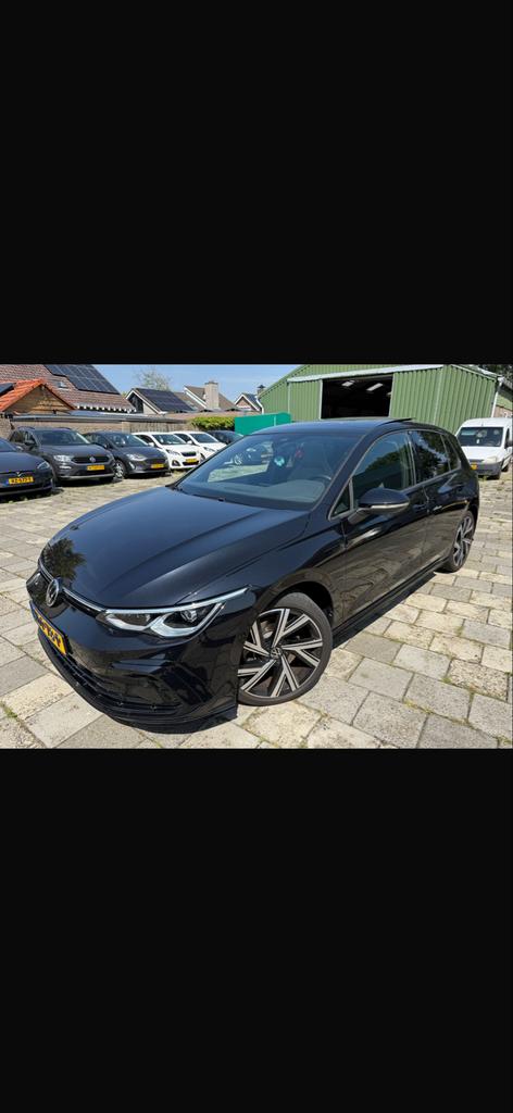 Volkswagen Golf 1.5 Etsi 150pk 7-DSG 2021 Zwart, 1498 cc, 680 kg, 4 cilinders, Leder en Stof