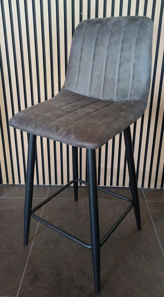 NIEUW barkruk Reed set van 3 UITVERKOOP van €297,-, 3 krukken, Ophalen of Verzenden, Nieuw, 60 tot 90 cm