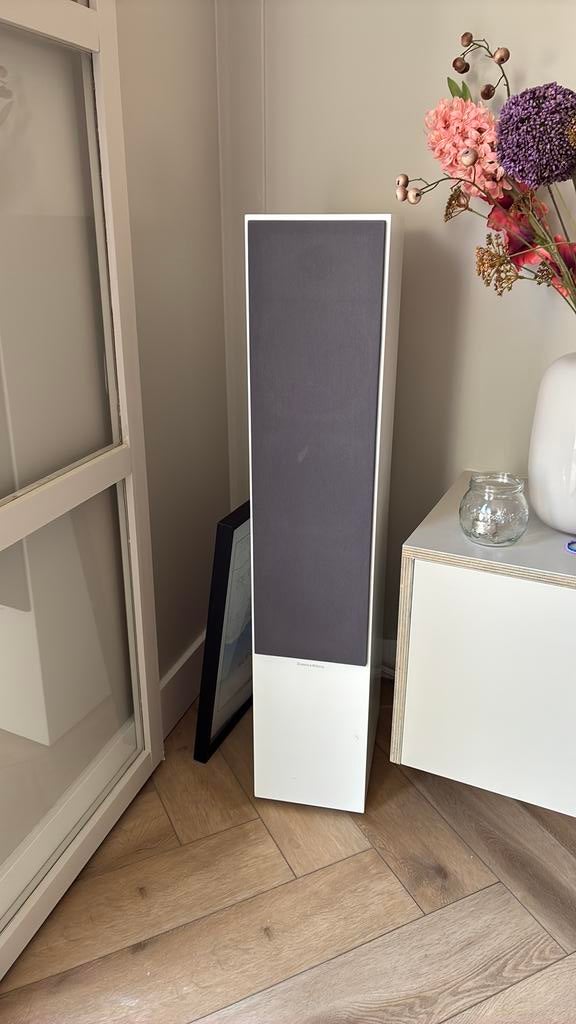 Bowers & wilkins 703 s2, Audio, Tv en Foto, Luidsprekers, Ophalen, Zo goed als nieuw, Bowers & Wilkins (B&W), 120 watt of meer