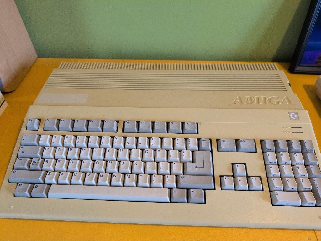 Amiga 500 met Gotek , externe diskdrive. tankmouse en A520, Computers en Software, Vintage Computers, Ophalen of Verzenden, Commodore