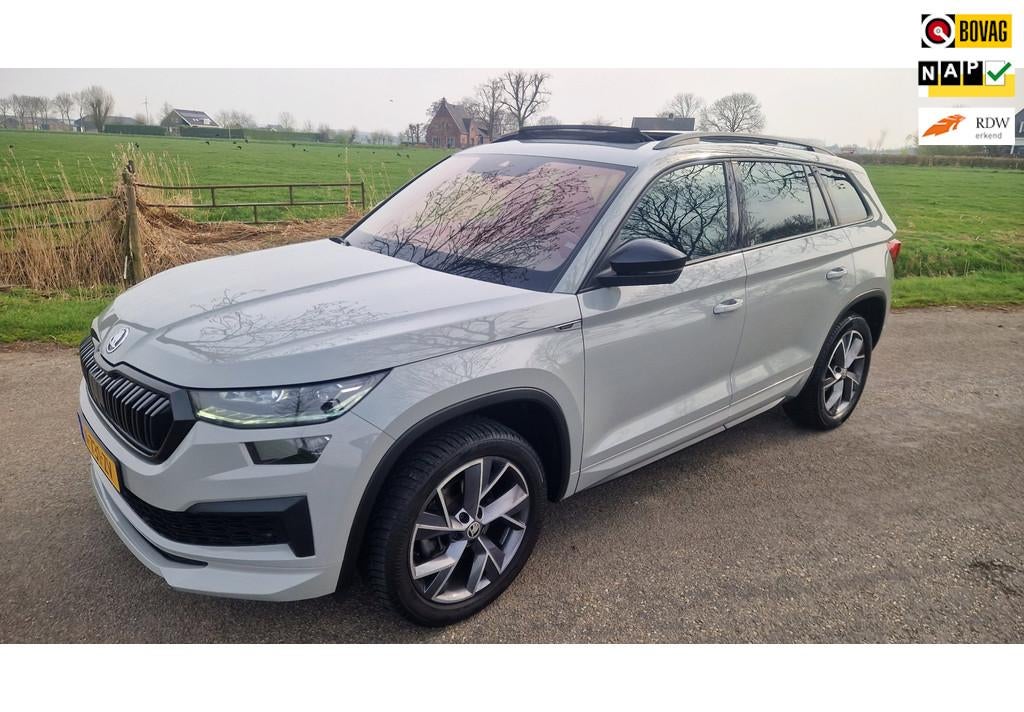 Skoda Kodiaq 1.5 TSI Sportline Business, pano, 1e eigenaar, Euro 6, 4 cilinders, 150 pk, Alcantara