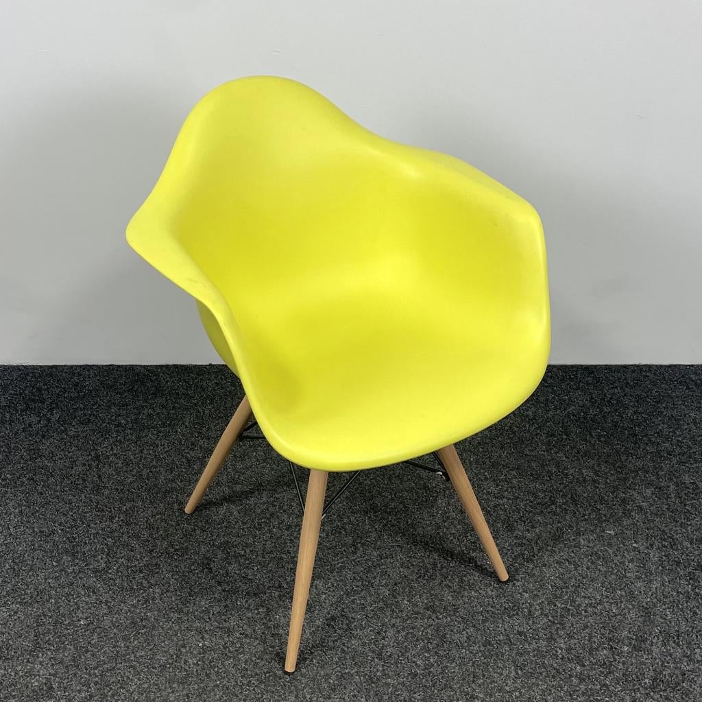 Lichtgele Kuipstoel - Houten Onderstel 25555, Gebruikt, Bruin, Eén, Ophalen