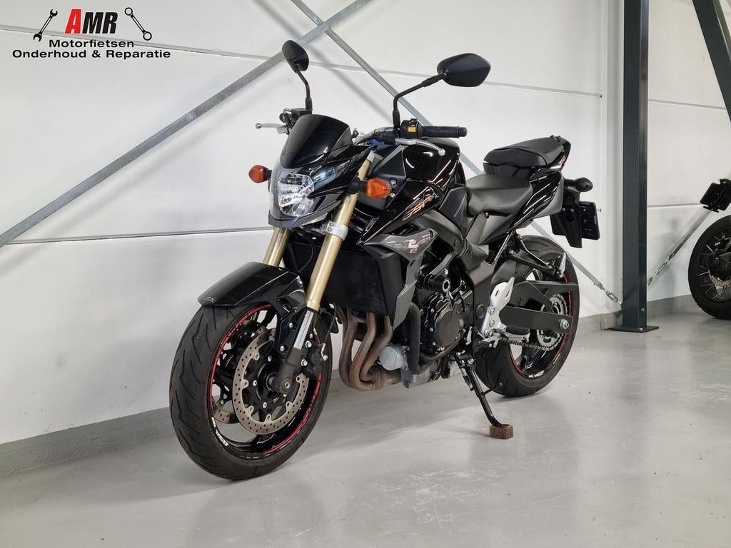 SUZUKI GSR 750 ABS (bj 2014) - foto 2