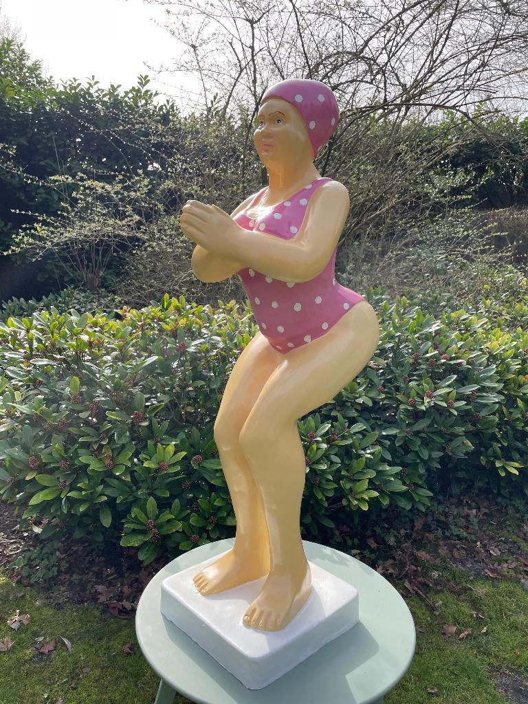 Duikende dame jacuzzi tuin, zwembad, vijver 115cm, Tuin en Terras, Tuinbeelden, Ophalen, Nieuw, Kunststof, Dierenbeeld