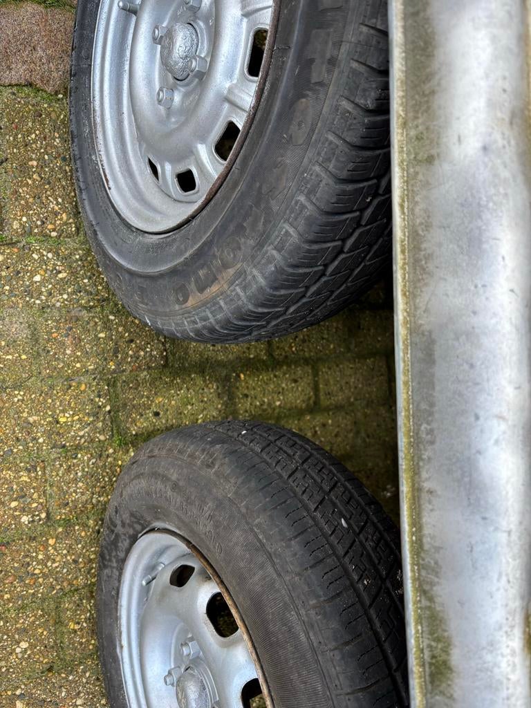 Aanhanger 2 Assen met stalen bodem en nieuwe verlichting, Ophalen of Verzenden, Gebruikt