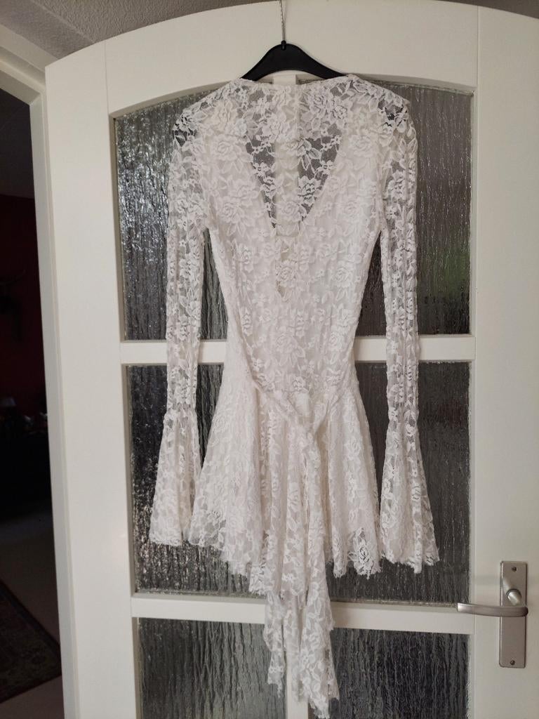 Kanten broekjurkje, Ophalen of Verzenden, Zo goed als nieuw, Maat 38/40 (M), Zwart