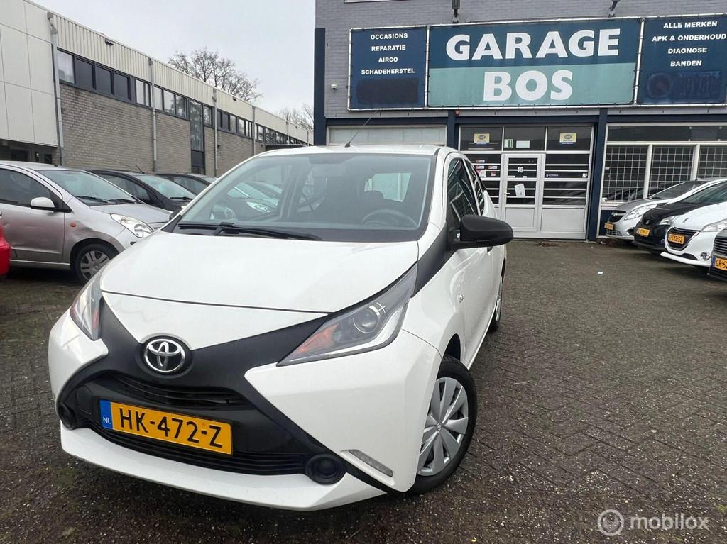 Toyota Aygo 1.0 VVT-i x / Airco/ Cruise control, Voorwielaandrijving, Gebruikt, Euro 6, Start-stop-systeem
