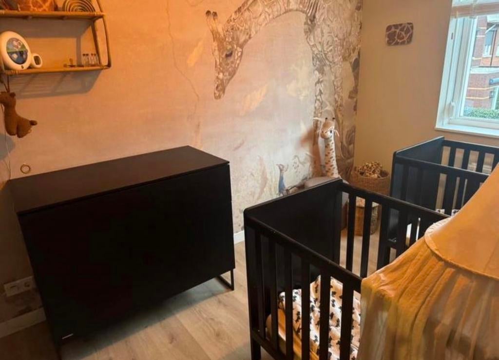 Zwart ledikant en kidsmill kasten, Ophalen of Verzenden, Gebruikt, Overige typen