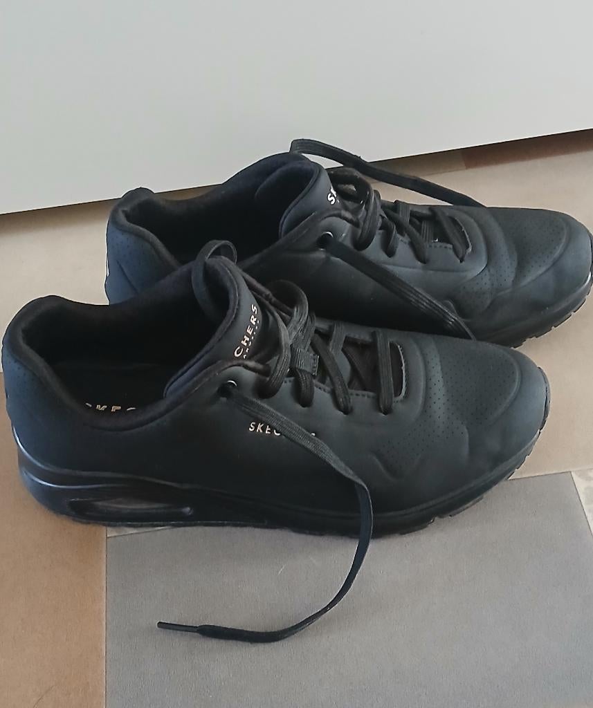 Sneakers, gympen, skechers, Kleding | Dames, Schoenen, Skechers, Zwart, Ophalen of Verzenden, Sneakers of Gympen