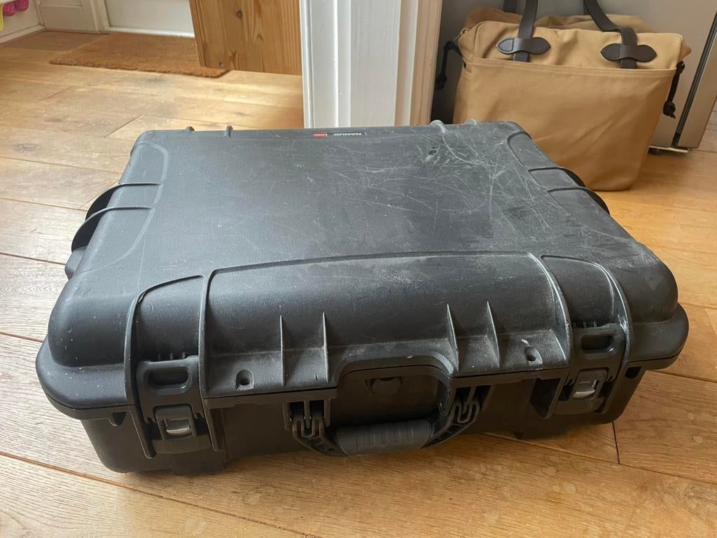 Oerdegelijke NANUK 945 koffer / hard case - zwart, Ophalen of Verzenden, Landmacht, Nederland, Kist of Geocache