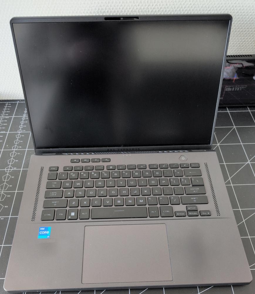 ASUS ROG Zephyrus G16 (2023) i7 13th RTX 4060 16GB 512GB FHD, Computers en Software, Windows Laptops, Gebruikt, Met videokaart