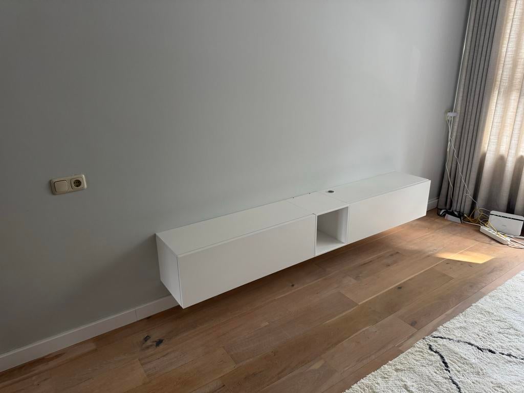 Strak wit tv-meubel, Ophalen, Kunststof, Gebruikt, 150 tot 200 cm