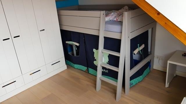 Lifetime Halfhoogslaper Frame zonder bed - Greywash, Kinderen en Baby's, Kinderkamer | Stapelbedden en Hoogslapers, Zo goed als nieuw