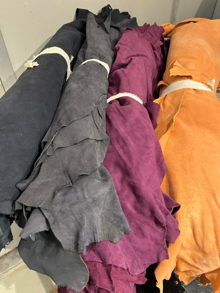 Partij echte leren huidjes, Overige kleuren, Leer of Kunstleer, Nieuw, Ophalen of Verzenden