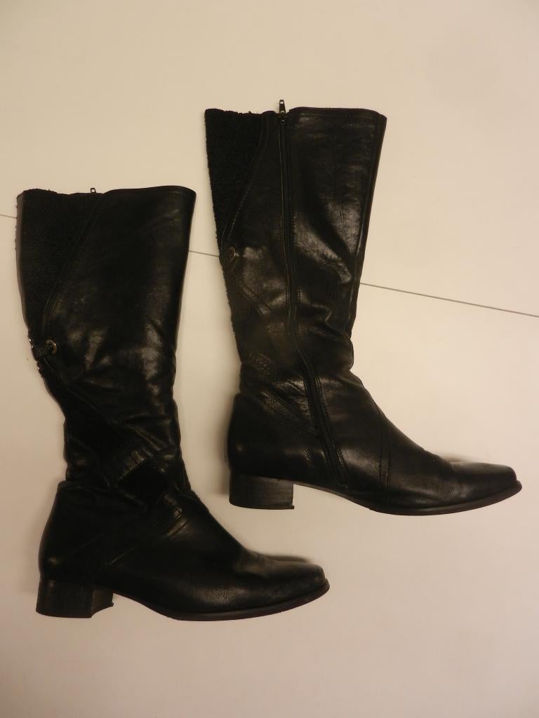 Dameslaarzen. Laarzen maat 7,5 in uitstekende staat., Kleding | Dames, Ophalen of Verzenden, Zo goed als nieuw, Zwart, Hoge laarzen