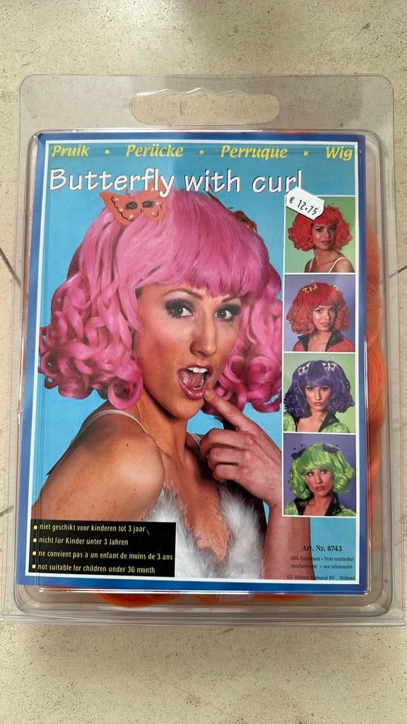 Butterfly pruik met krul oranje, Ophalen of Verzenden, Nieuw, Carnaval